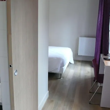Cardinal Hotel 3*