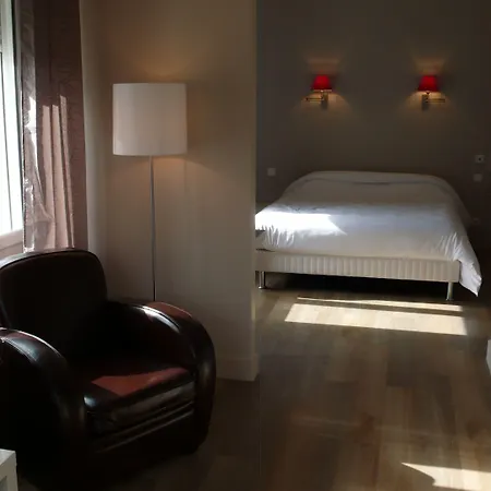 Cardinal Hotel 3*